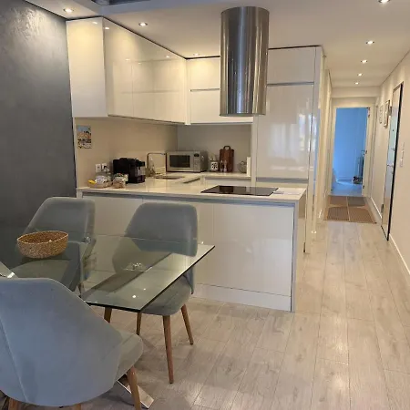 Modern With Private Parking Menton