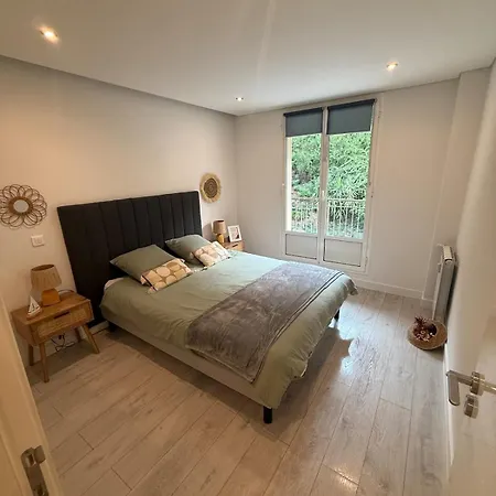 Modern With Private Parking Apartamento *