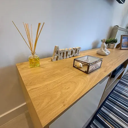 Apartamento Modern With Private Parking *