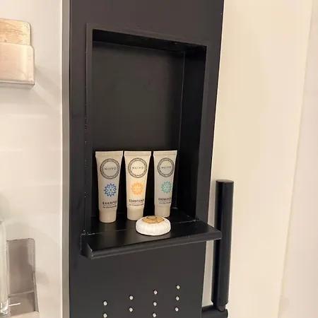 Apartamento Modern With Private Parking *